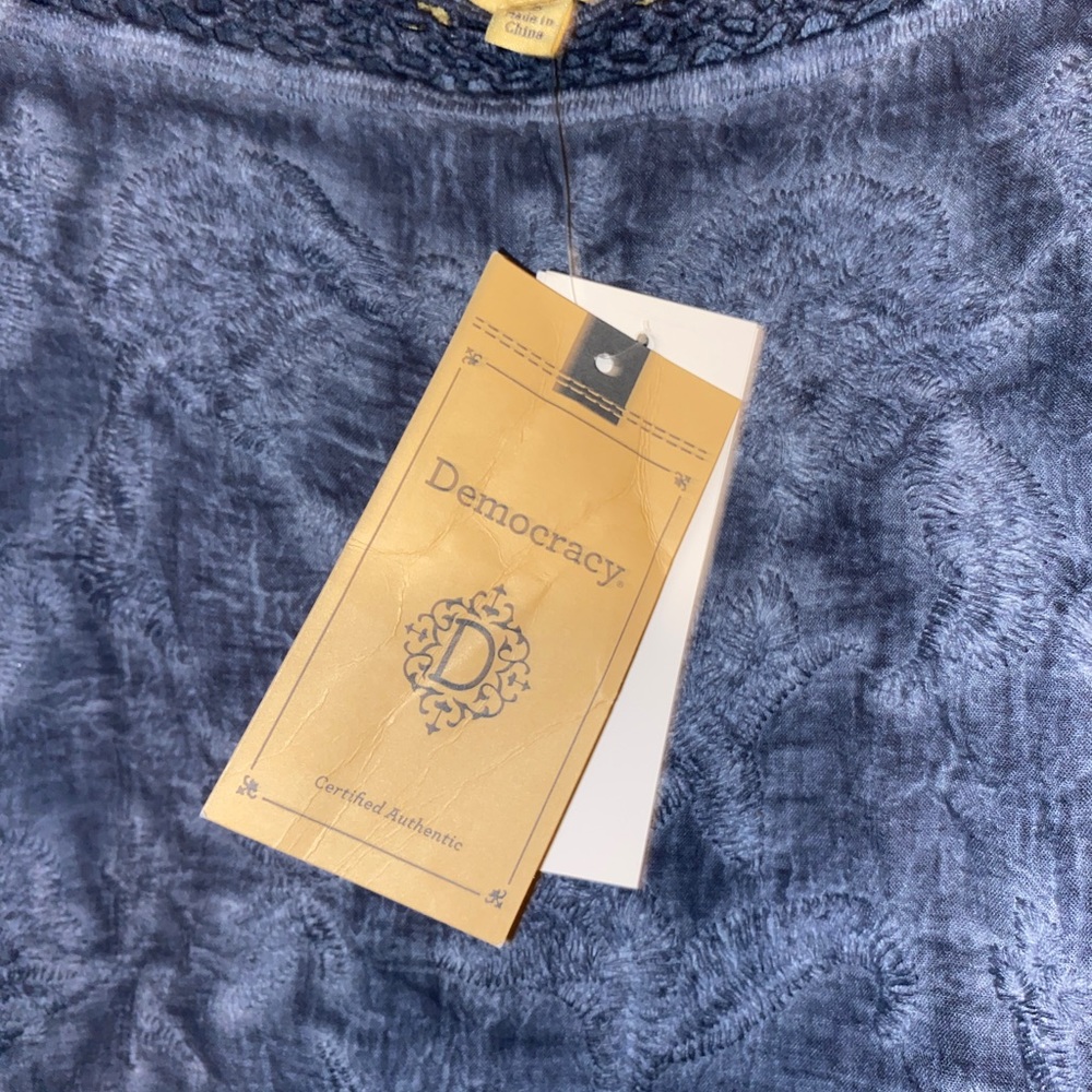 Brand new women’s Democracy shirt. - Picture 3 of 5
